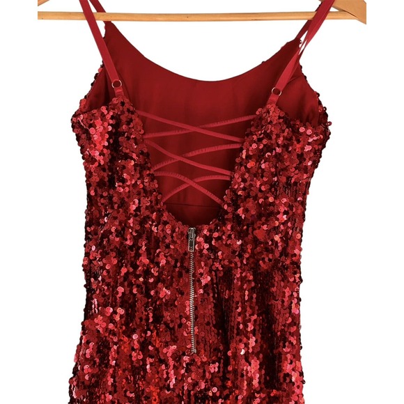 REVAMPED LA NUIT RED SEQUIN SPAKLED BODYCON SHOULDER STRAP DRESS Size XS - Picture 5 of 11